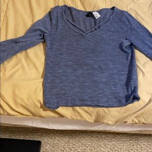 Divided long sleeve shirt